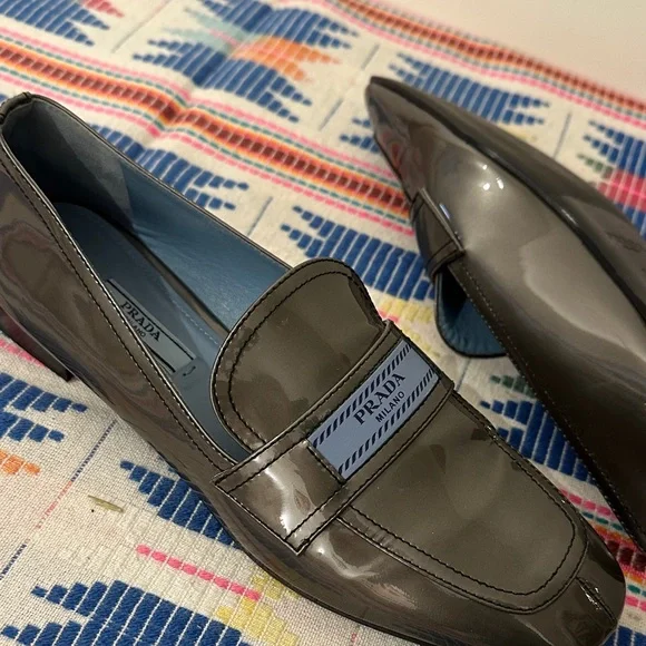 Prada Metallic Gray Pewter Loafers Flats 38.5 - Picture 6 of 8